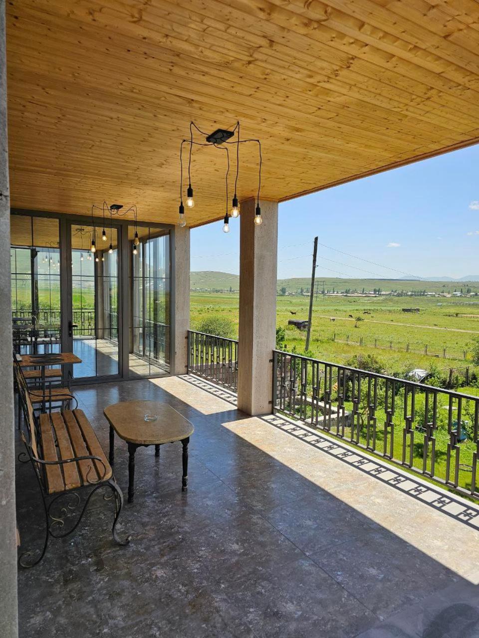Апарт отель Sargsyan Eco House Севан Экстерьер фото